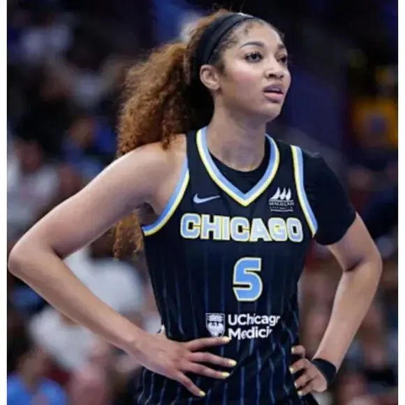 Angel Reese (Chicago Sky)-(Jersey)-(Black)-(XL)-(Decent)-$75 - Picture 4 of 9